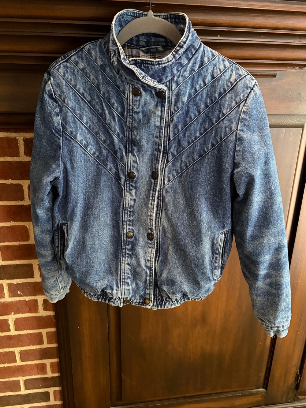 YR vintage denim jacket sz medium